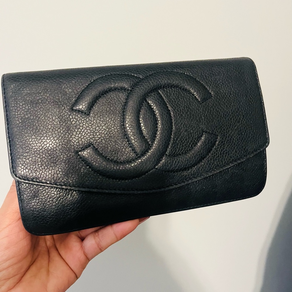 SOLD‼️CHANEL Black Pebbled Leather Wristlet